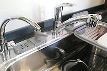 �����E���܂��g���u�� �{�H����