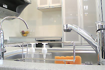 �����E���܂��g���u�� �{�H����